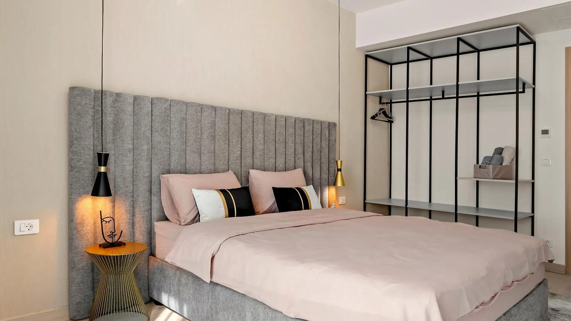 בוקרשט Rin Luxury Apartments Pool & Spa 0*,