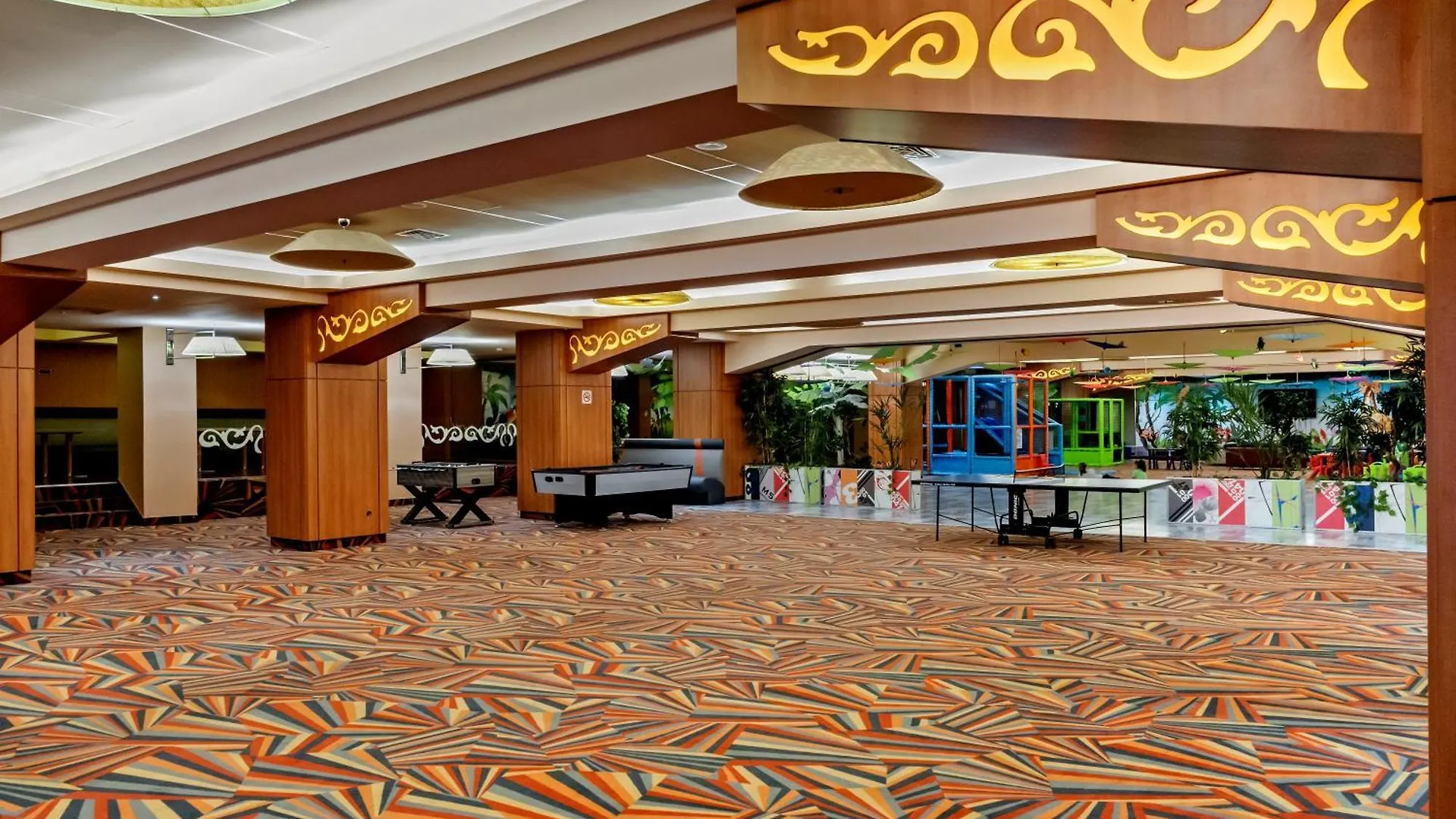 Rin Luxury Apartments Pool & Spa Bükreş Romanya