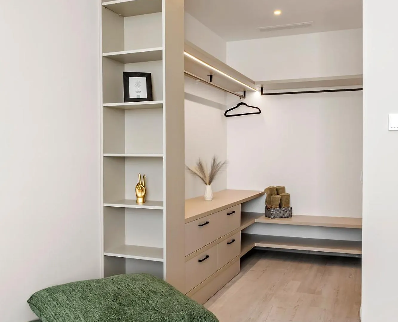 Rin Luxury Apartments Pool & Spa Bükreş Romanya