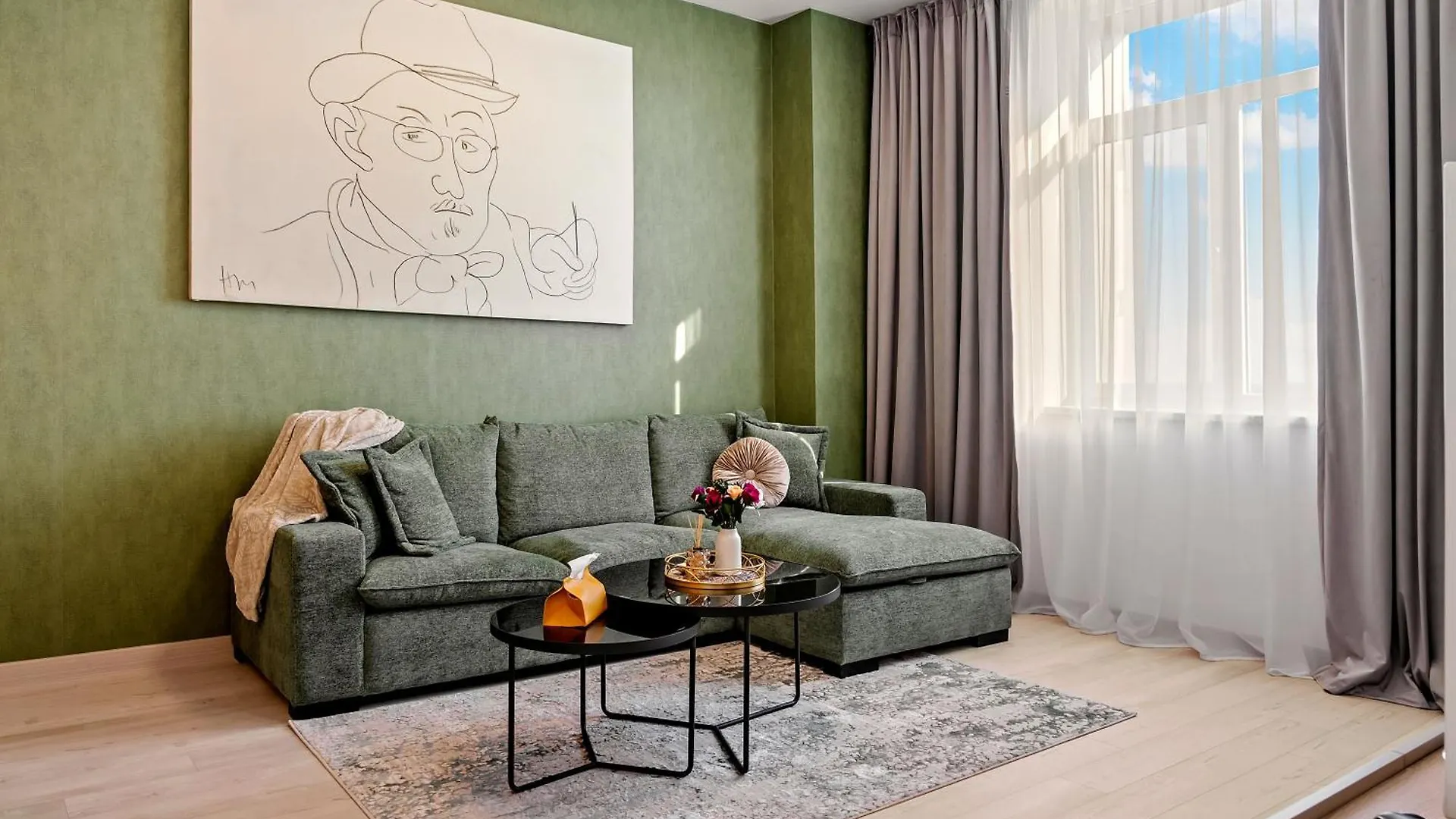 Rin Luxury Apartments Pool & Spa Bükreş