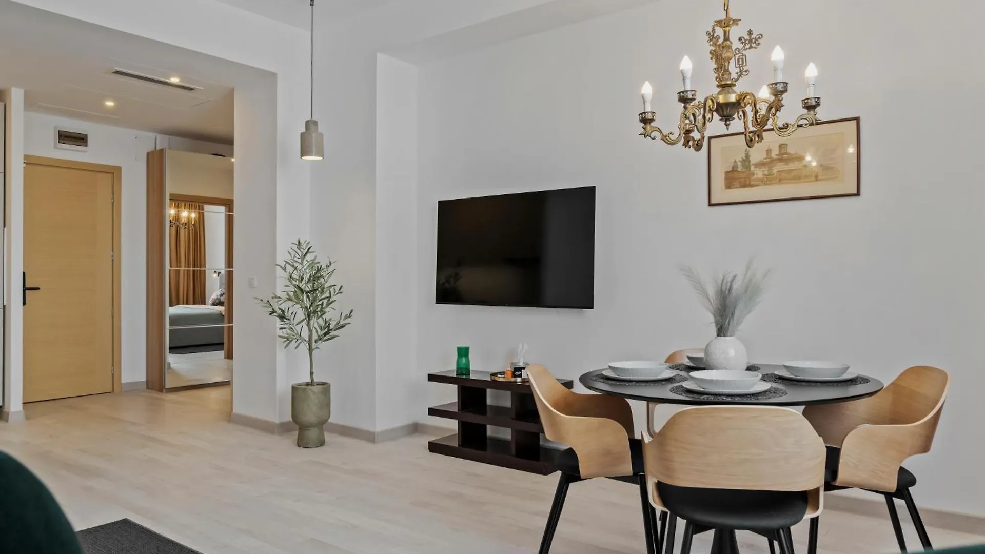 Rin Luxury Apartments Pool & Spa Bükreş Romanya